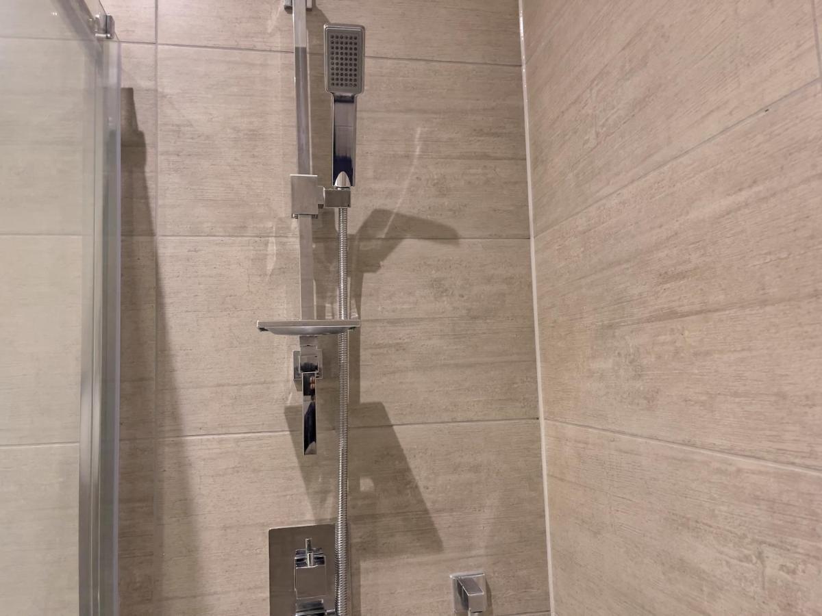 Lovely 2 Double Bedroom Flat With Free Parking - At The Atrium Mk 米尔顿凯恩斯 外观 照片